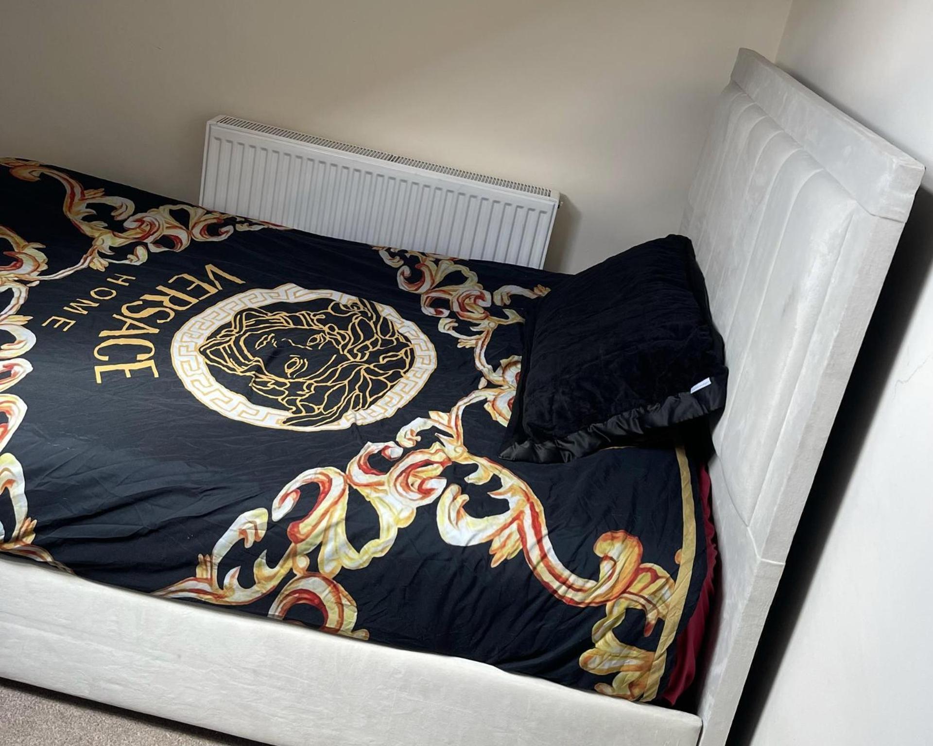 2-Bed Apartment - Sleeps 4 - Street Parking - Wifi Manchester Dış mekan fotoğraf